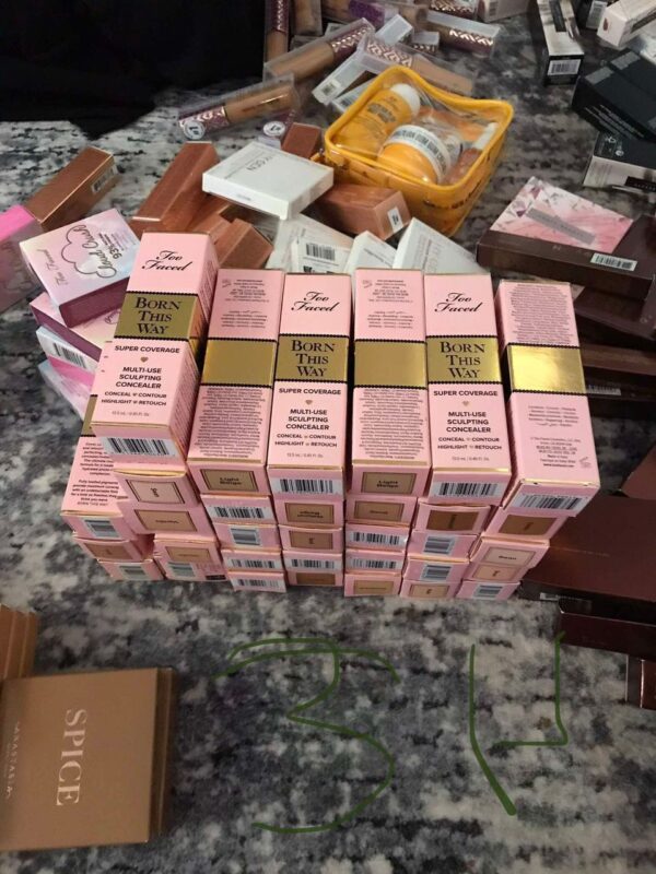 High end Makeup - 250 pieces - Image 9