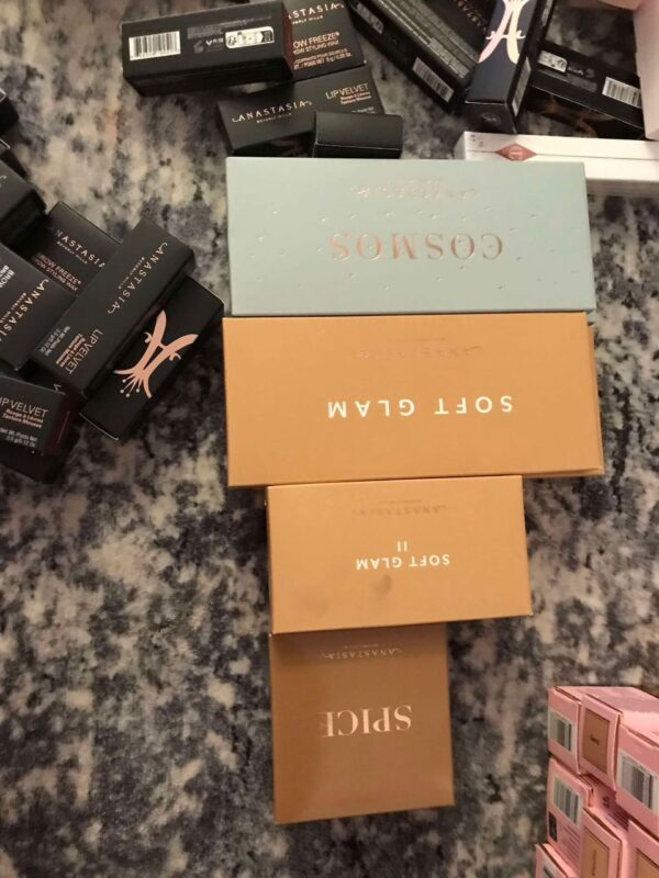 High end Makeup - 250 pieces - Image 10