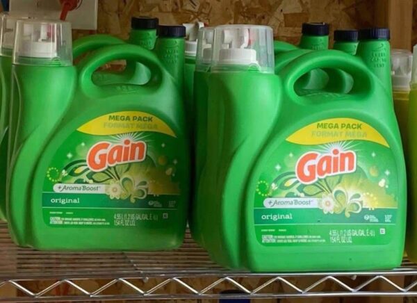 Tide Liquid Laundry Detergent Pallet - Image 6