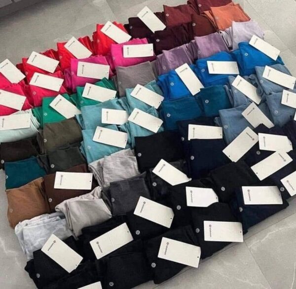 300 pieces of Lululemon - Men and Women in a pallet - Image 15